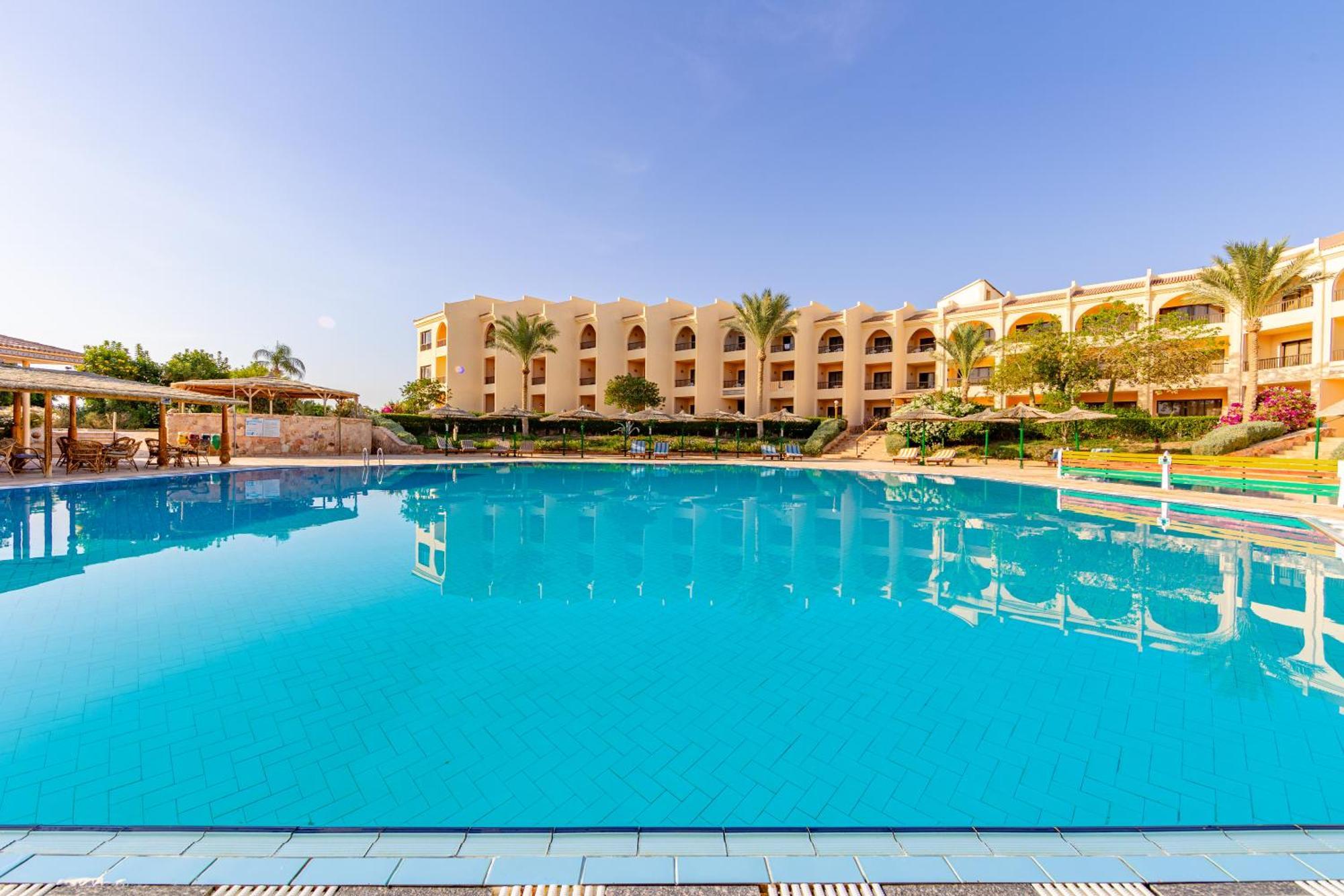 El Qoseir Flamenco Beach & Resort Quseir מראה חיצוני תמונה