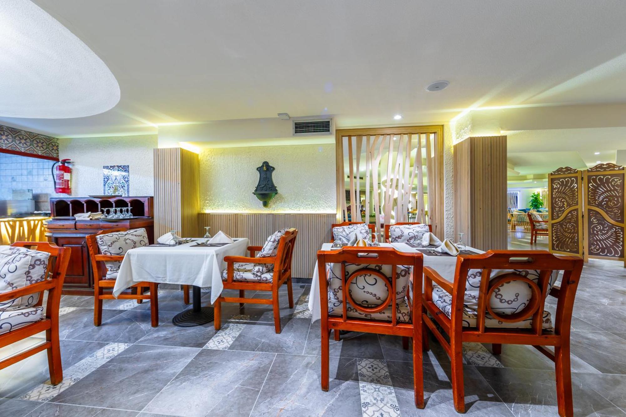 El Qoseir Flamenco Beach & Resort Quseir מראה חיצוני תמונה
