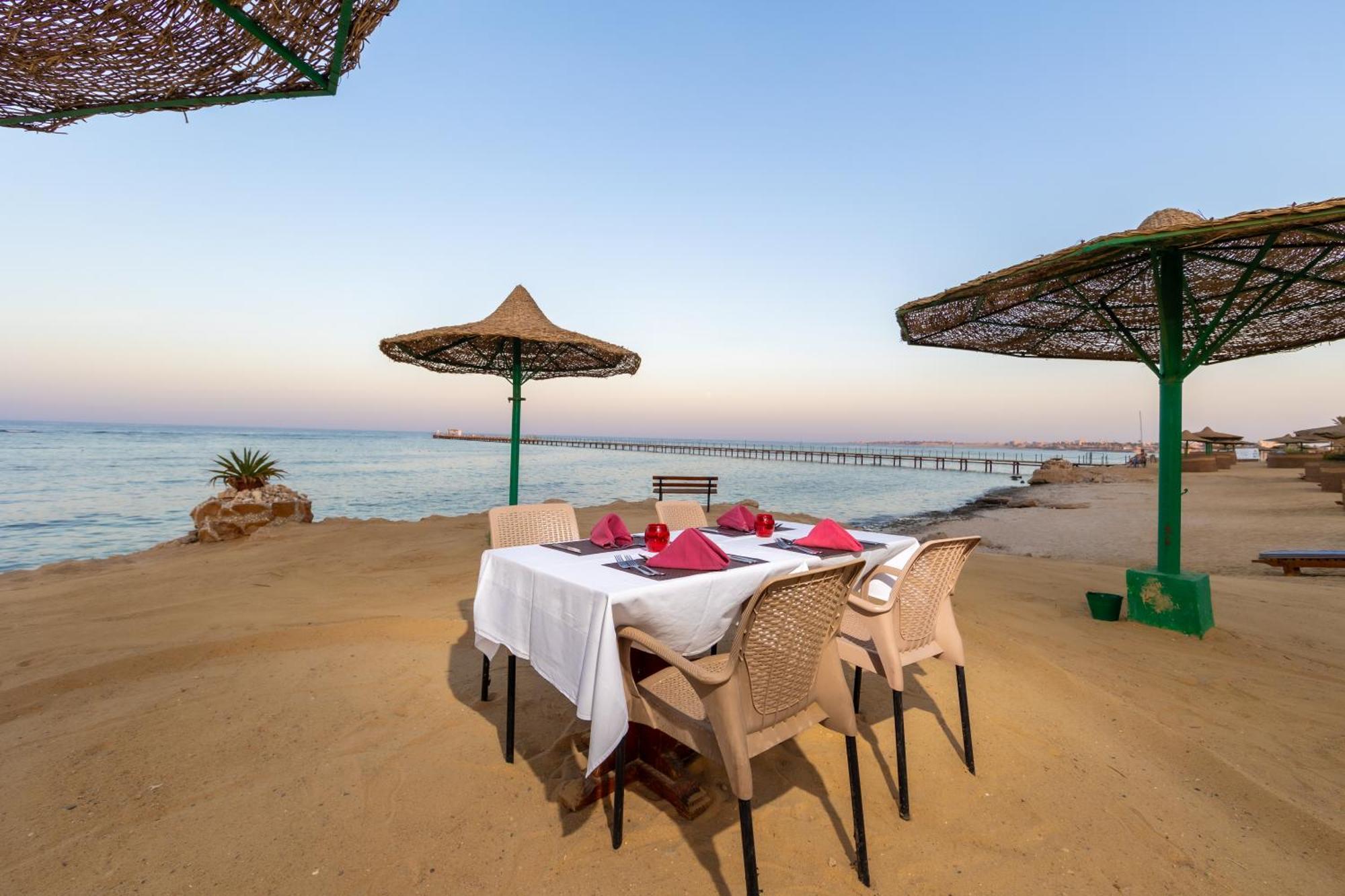 El Qoseir Flamenco Beach & Resort Quseir מראה חיצוני תמונה